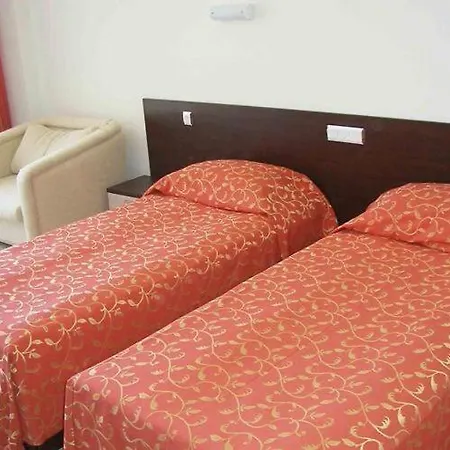 Coral Beach Апартаменты